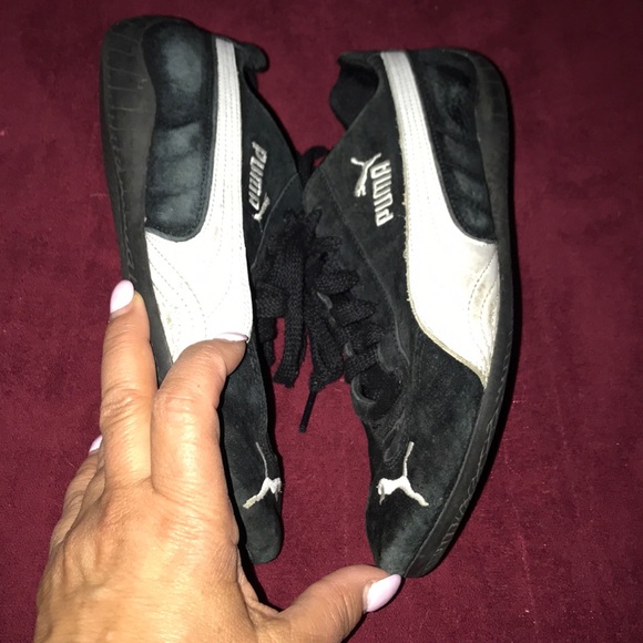 Puma Shoes - 💰3/$25 Puma black suede and white sneakers size 7